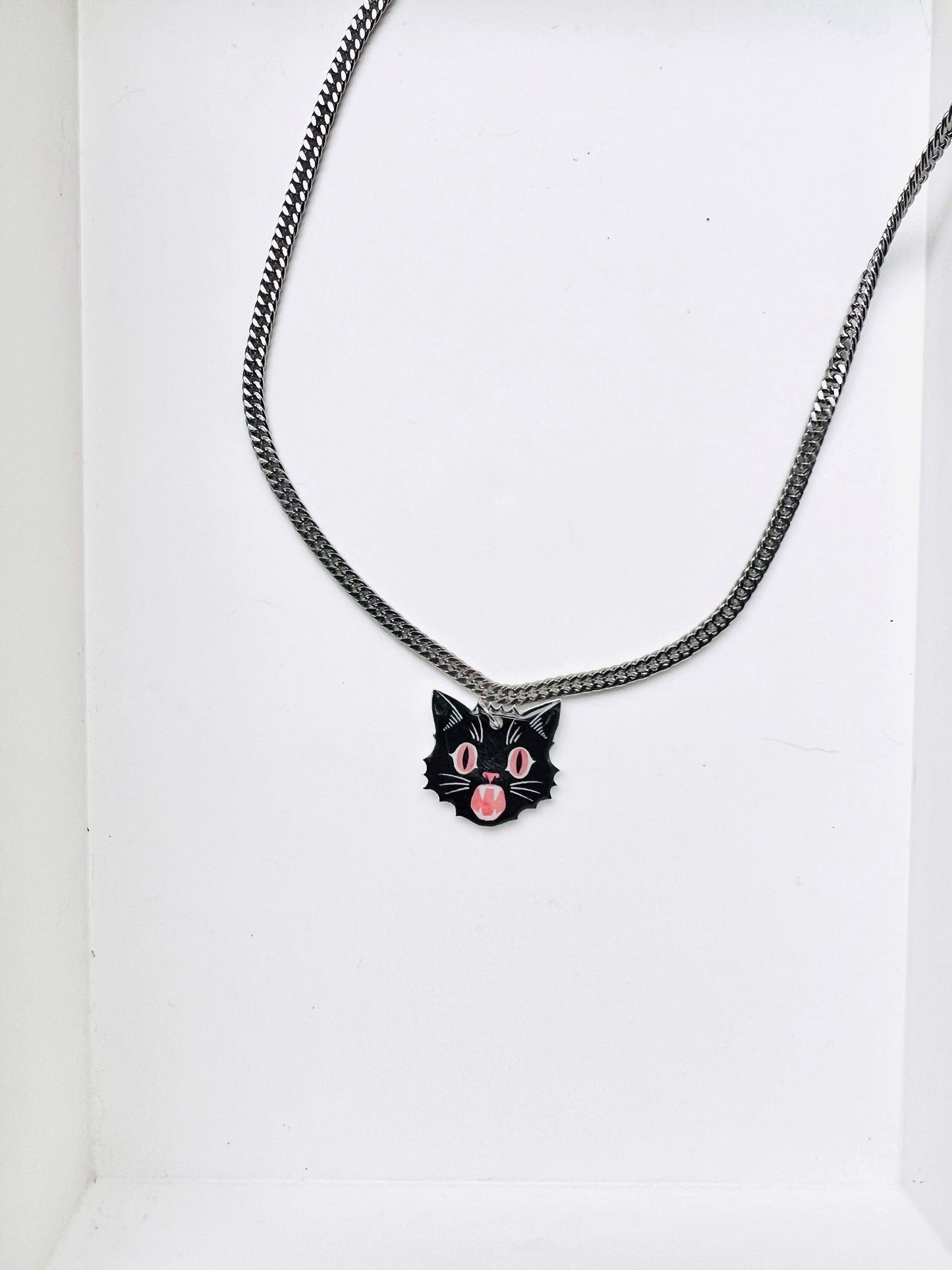 Single Charm Cat Necklace